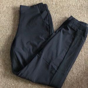 Solid black Brooklyn lined jogger